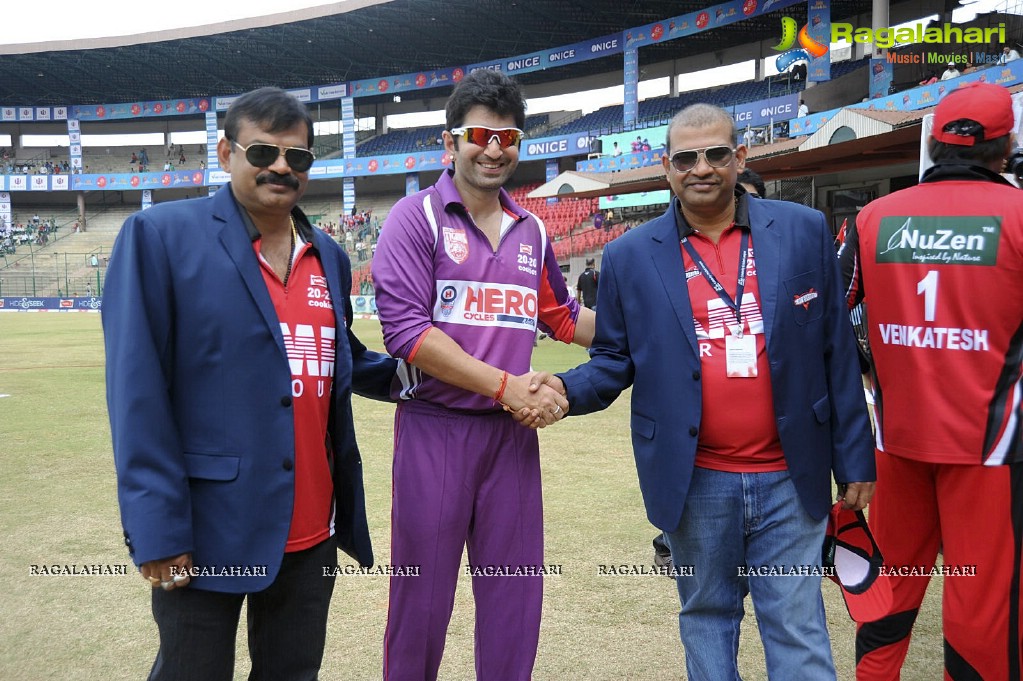 CCL 2012: Tollywood Warriors VS Bengal Tigers