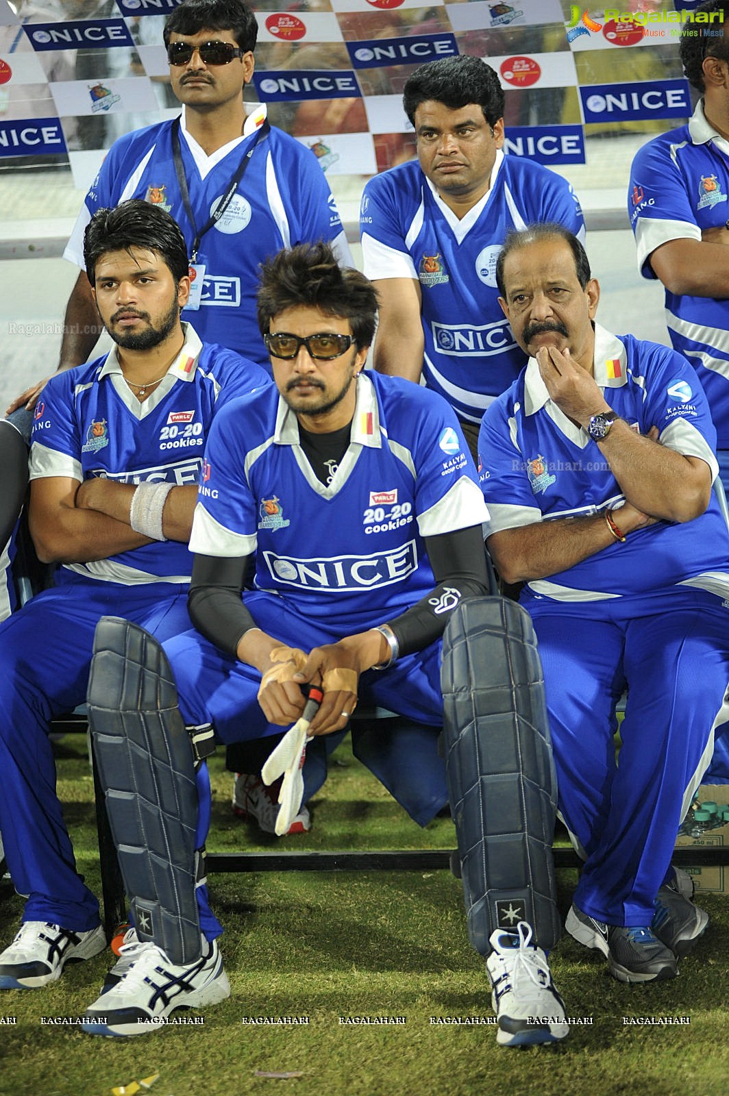 CCL 2012: Telugu Warriors VS Karnataka Bulldozers