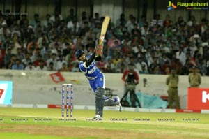 Telugu Warriors-Karnataka Bulldozers Match