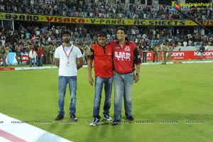 Telugu Warriors-Karnataka Bulldozers Match