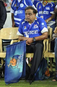 Telugu Warriors-Karnataka Bulldozers Match