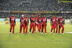 Telugu Warriors-Karnataka Bulldozers Match