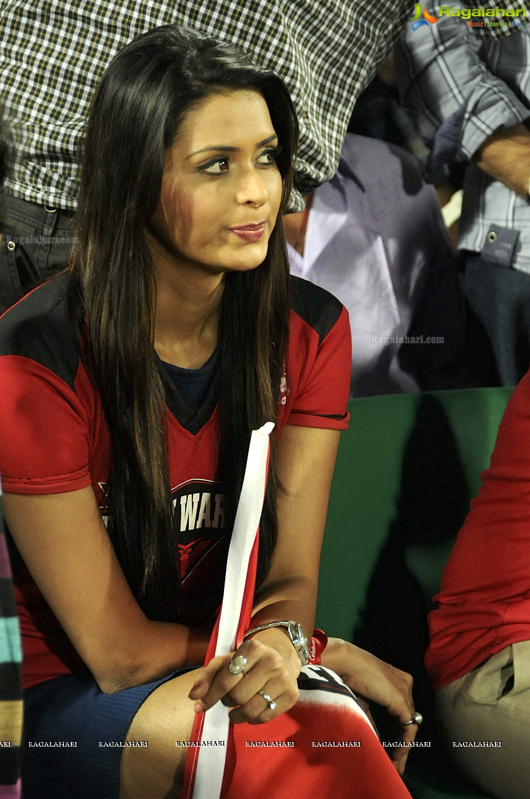 CCL 2012: Telugu Warriors VS Karnataka Bulldozers