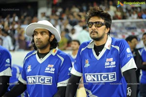 Telugu Warriors-Karnataka Bulldozers Match