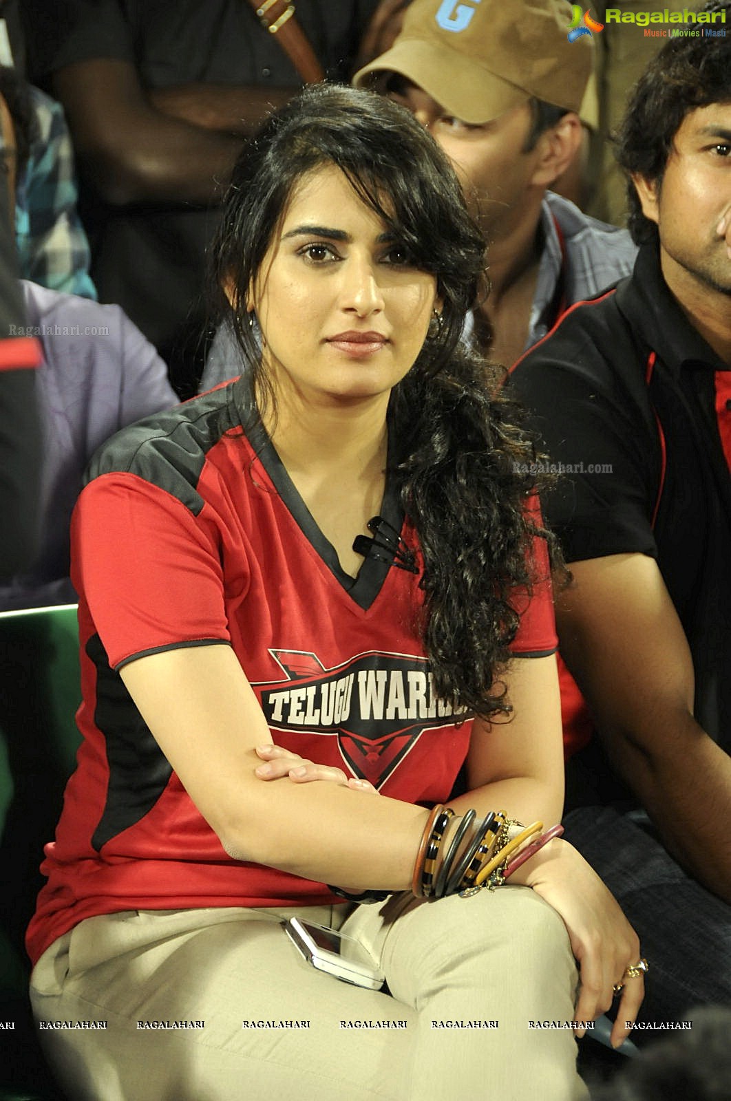 CCL 2012: Telugu Warriors VS Karnataka Bulldozers