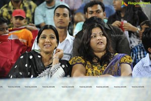 Telugu Warriors-Karnataka Bulldozers Match