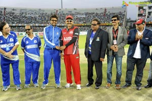 Telugu Warriors-Karnataka Bulldozers Match