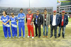 Telugu Warriors-Karnataka Bulldozers Match