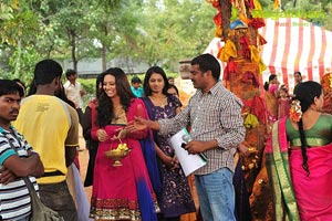 Sunil, Isha Chawla