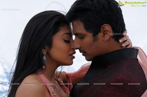 Jeeva, Shriya