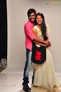 Varun Sandesh, Monal gajjar