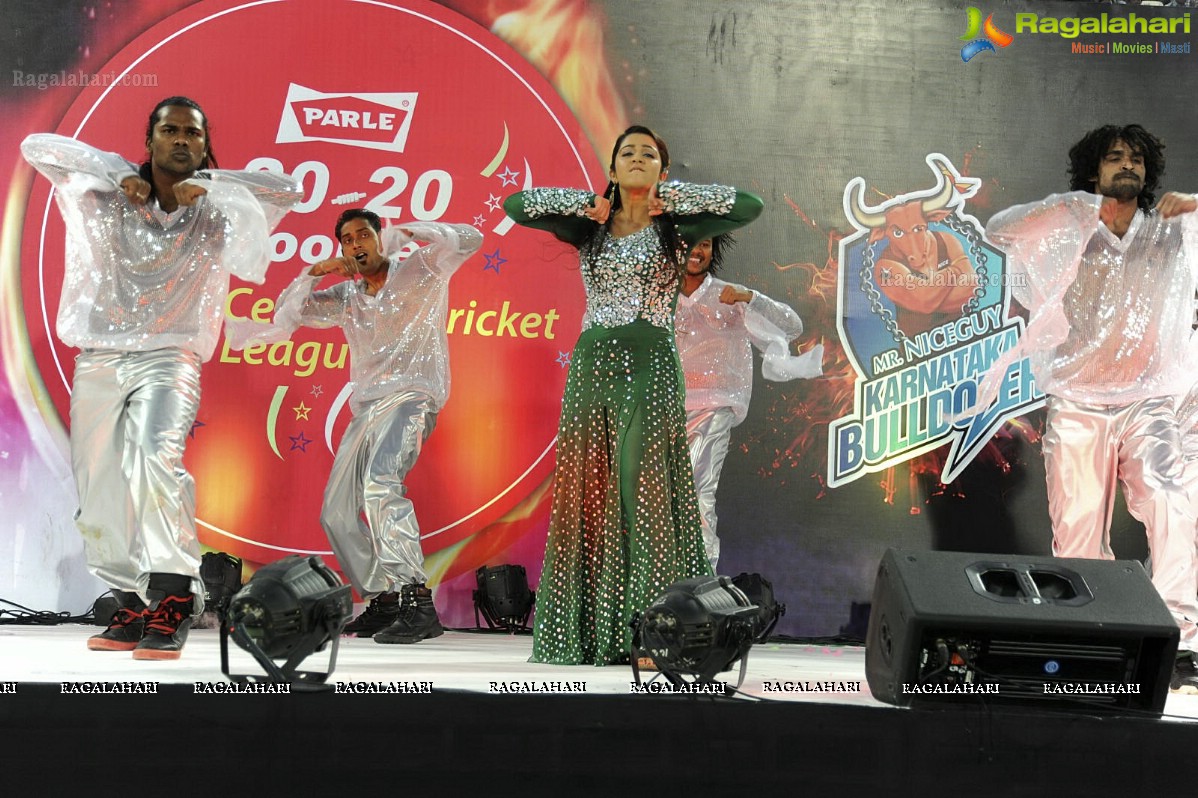 Charmi's Stage Performance at CCL 2012 - Photo Gallery