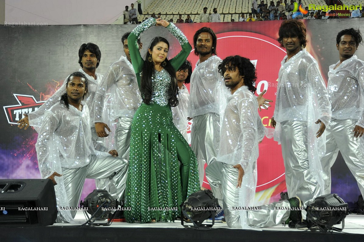 Charmi's Stage Performance at CCL 2012 - Photo Gallery