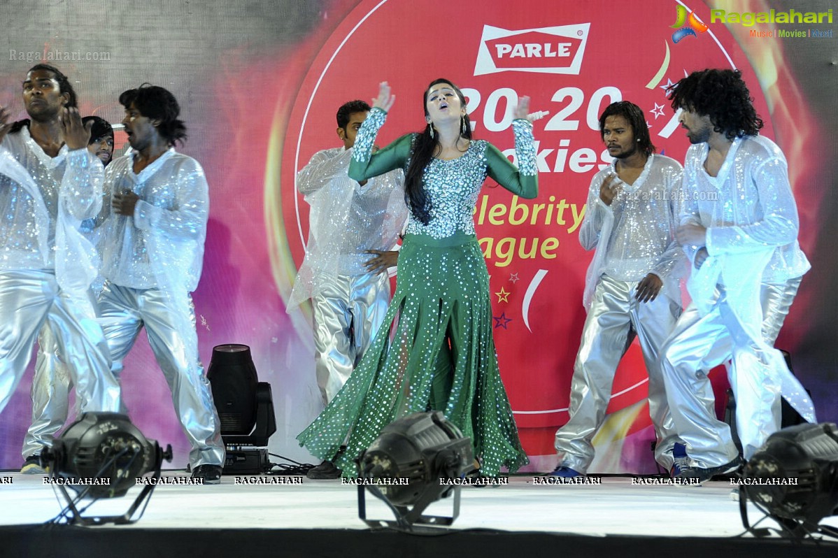 Charmi's Stage Performance at CCL 2012 - Photo Gallery