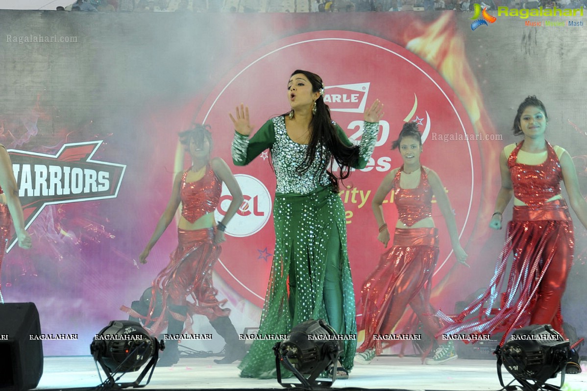 Charmi's Stage Performance at CCL 2012 - Photo Gallery