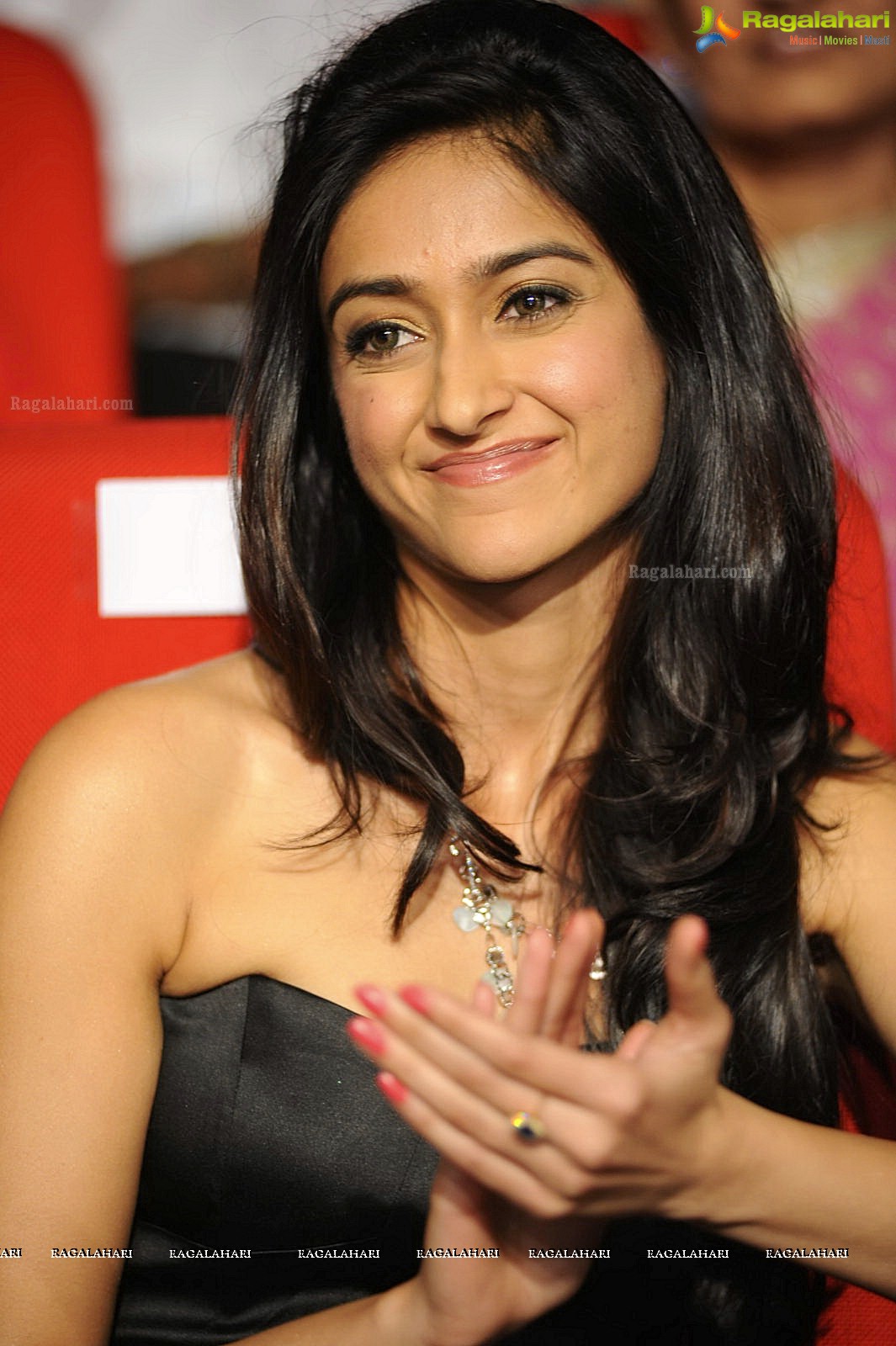 Ileana at Snehitudu Audio Release Function - Photo Gallery