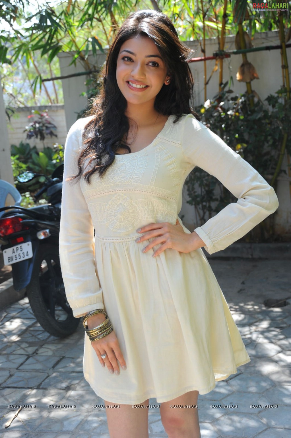 Kajal Aggarwal in White Frock HD Gallery, Images