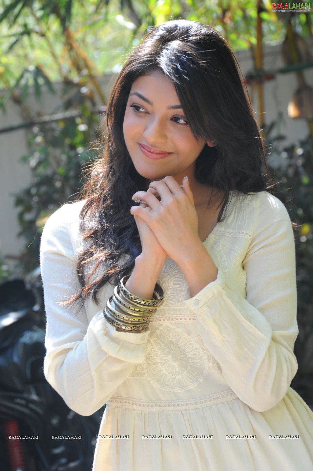 Kajal Aggarwal in White Frock HD Gallery, Images