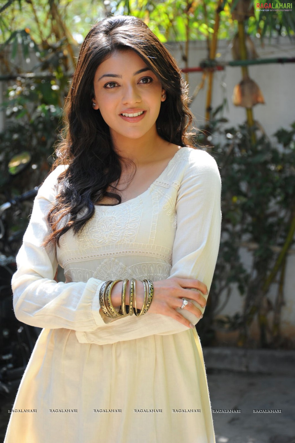 Kajal Aggarwal in White Frock HD Gallery, Images