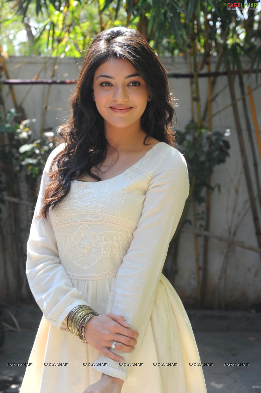 Kajal Aggarwal in White Frock HD Gallery, Images