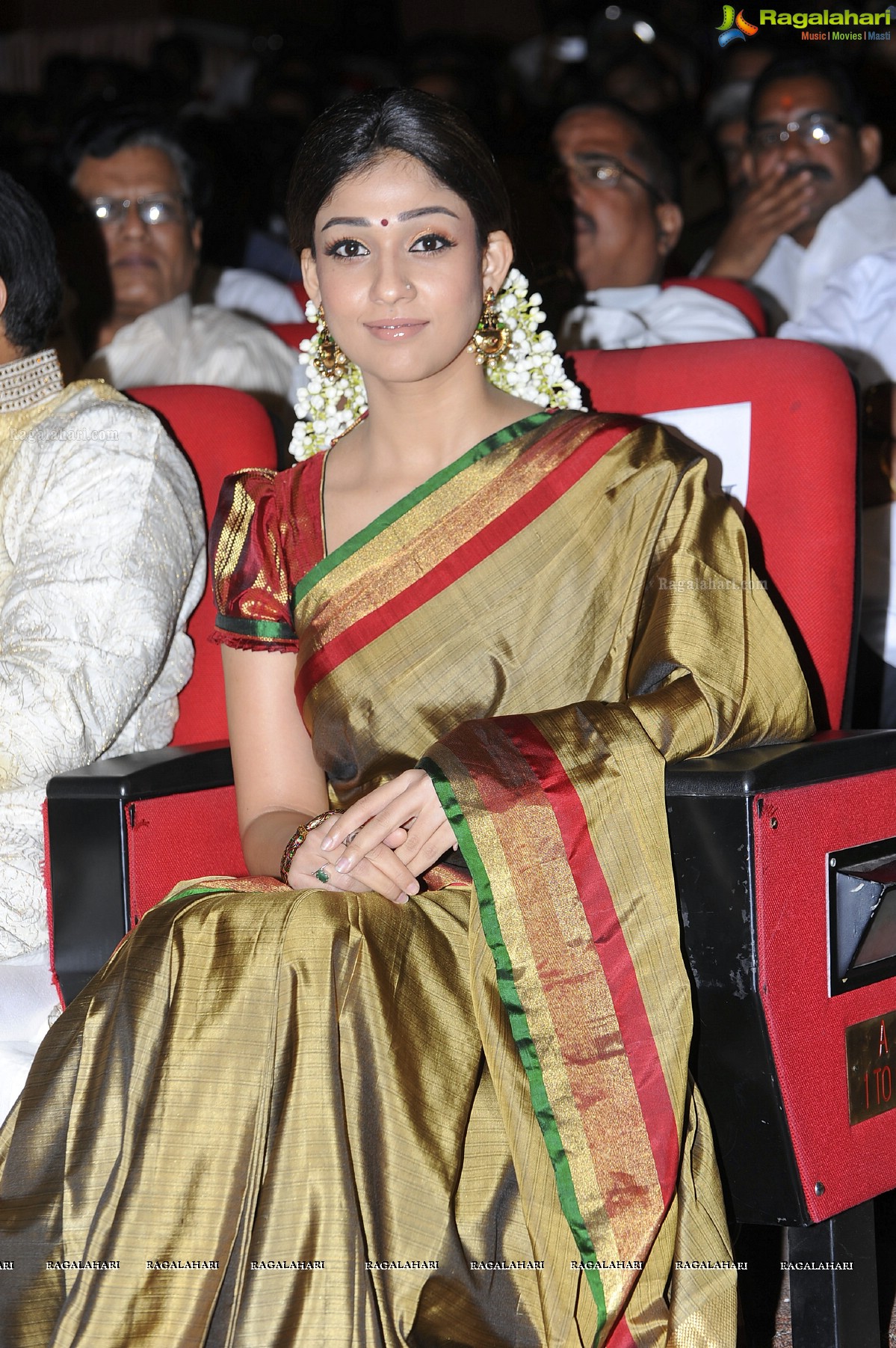 Nayantara at Sri Ramarajyam 50 Days Function HD Gallery, Images