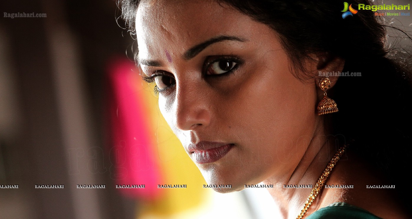 Shweta Menon (Posters)