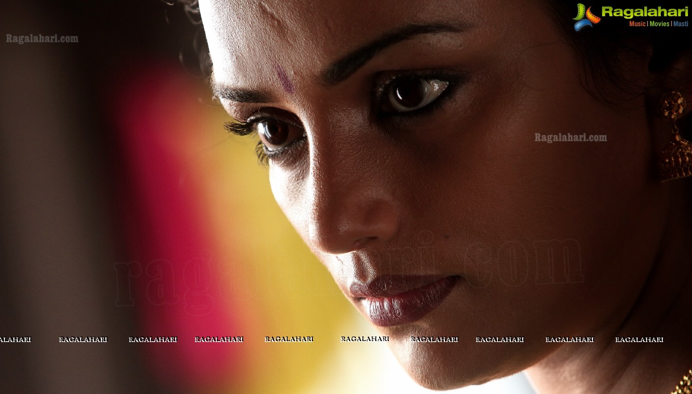 Shweta Menon (Posters)