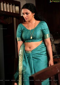 Rathinirvedam Hot Chechi Swetha Menon in Saree