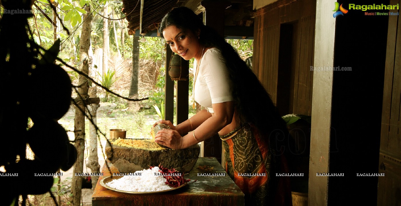 Shweta Menon (Posters)