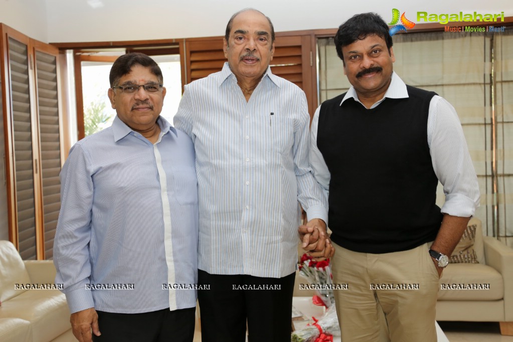 Chiranjeevi meets and greets Ramanaidu for Padma Bhushan Award