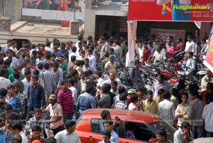 Naayak Hungama at Sandhya 70 MM