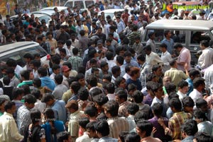 Naayak Hungama at Sandhya 70 MM