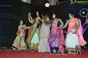 Abhiram Soniakshi Sangeet Party