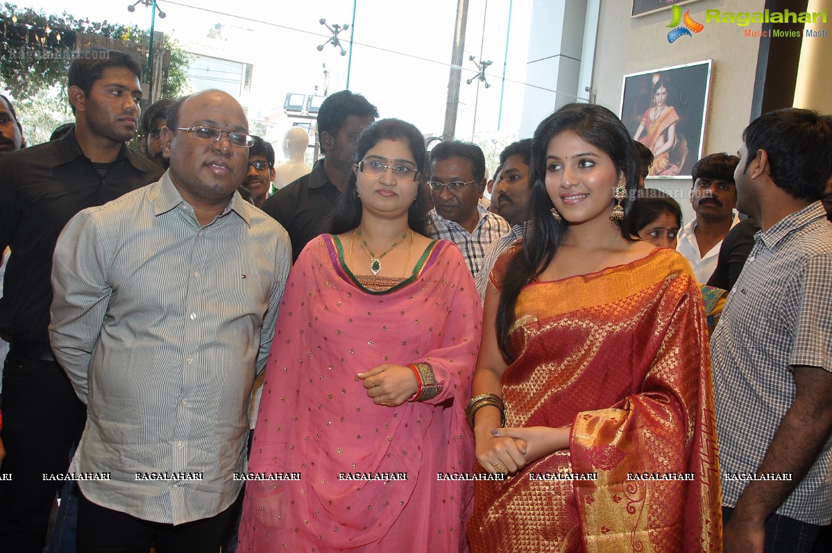 Anjali launches Woman's World at AS Rao Nagar, Hyderabad