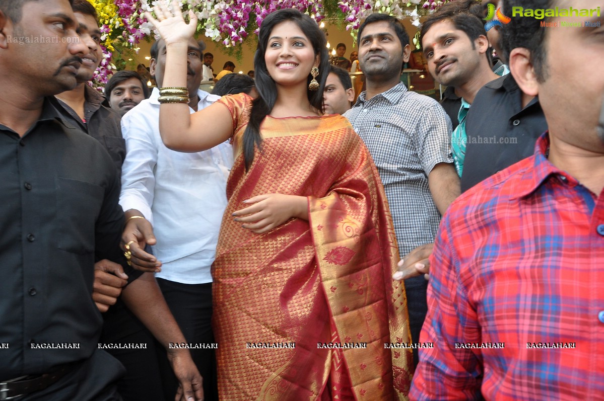 Anjali launches Woman's World at AS Rao Nagar, Hyderabad