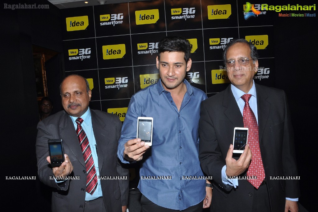 Superstar Mahesh Babu unveils Idea Ivory Smartphone in Hyderabad