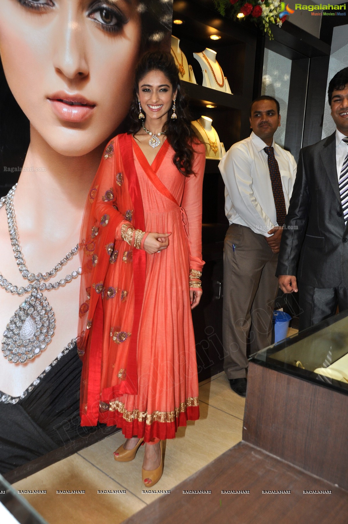 Ileana inaugurates 2nd Forever Jewellery Store, Hyderabad