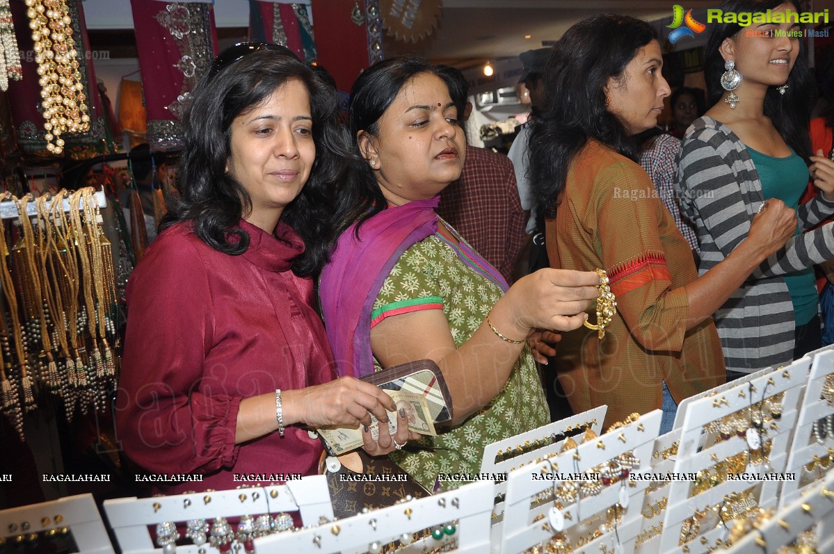 Saloni launches Khwaish Exhibition and Sale