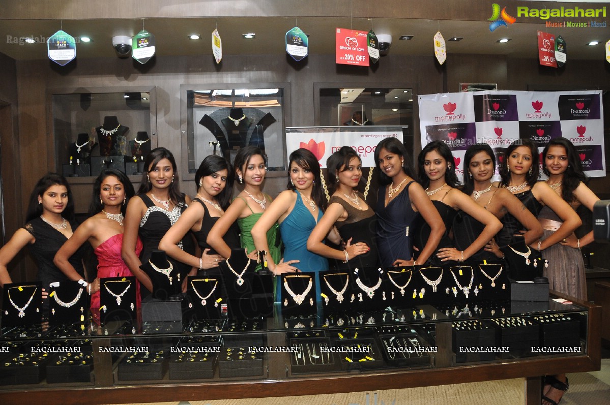 Manepally Jewellers 2013 Bridal Diamond Jewellery Collection Launch, Secunderabad