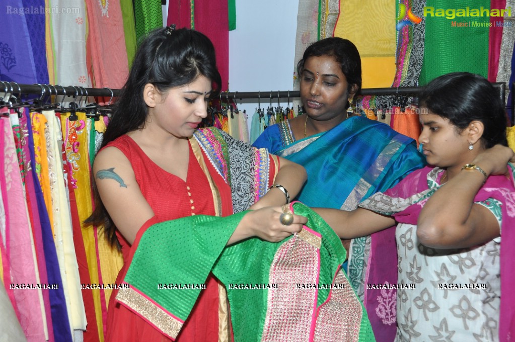 Madhulagna Das inaugurates Trenz Life Style Exhibition, Hyderabad