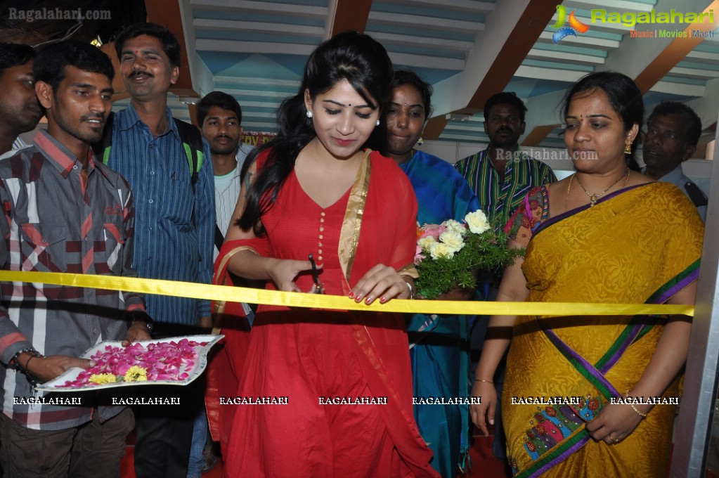 Madhulagna Das inaugurates Trenz Life Style Exhibition, Hyderabad