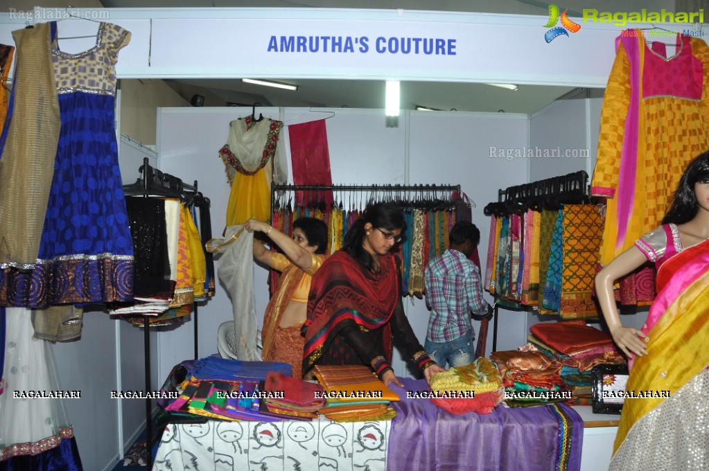 Madhulagna Das inaugurates Trenz Life Style Exhibition, Hyderabad