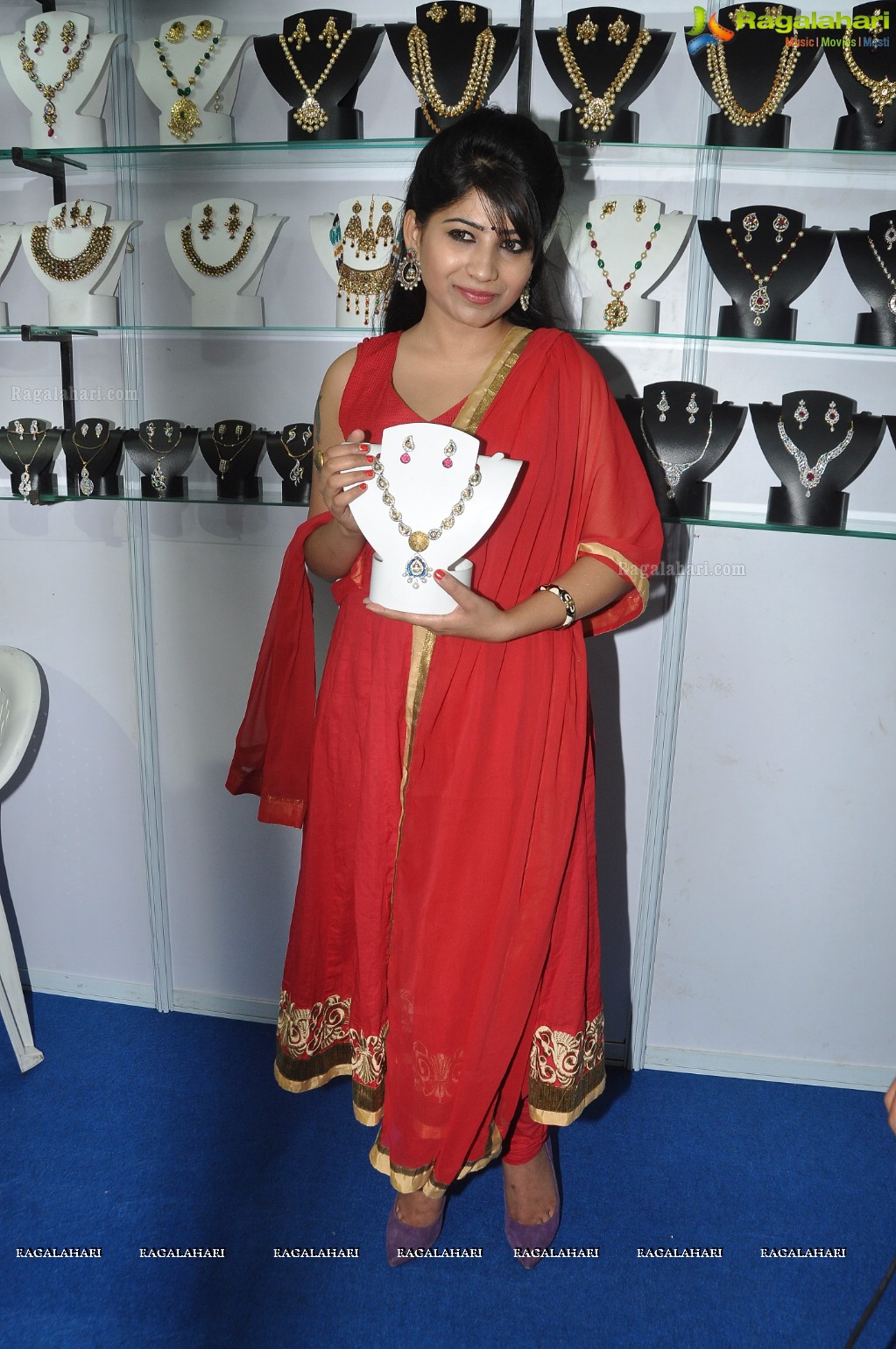 Madhulagna Das inaugurates Trenz Life Style Exhibition, Hyderabad