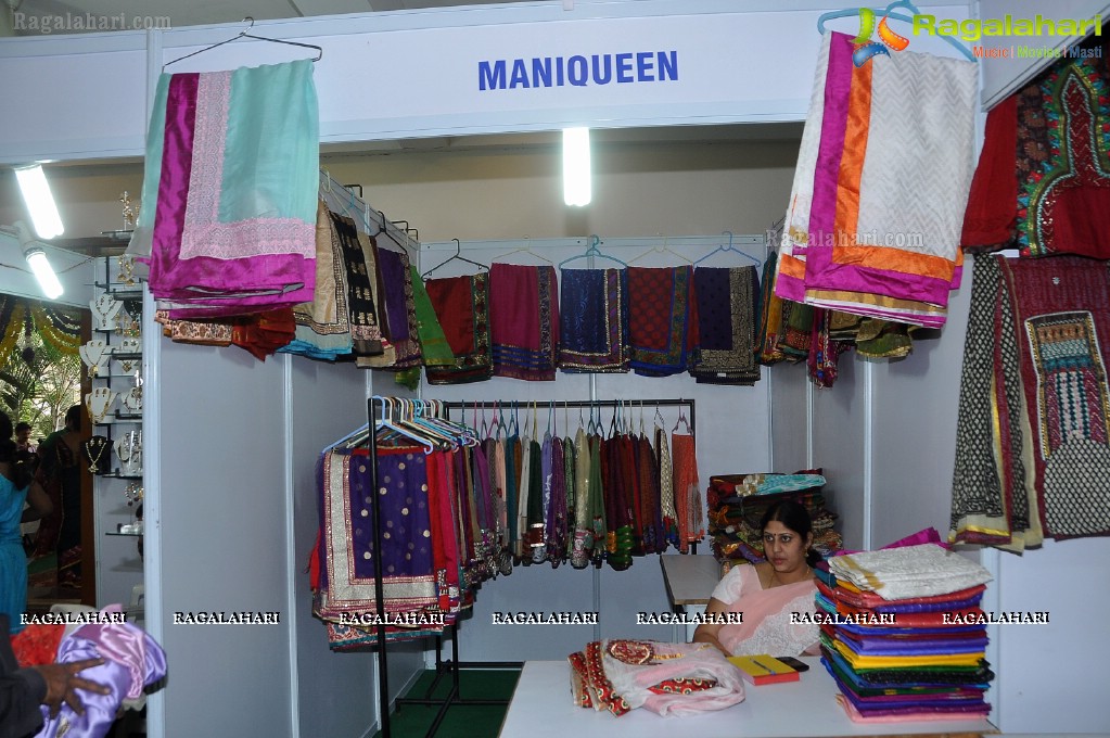 Tanusha inaugurates Trenz Fashion & Life Style Exhibition, Hyderabad