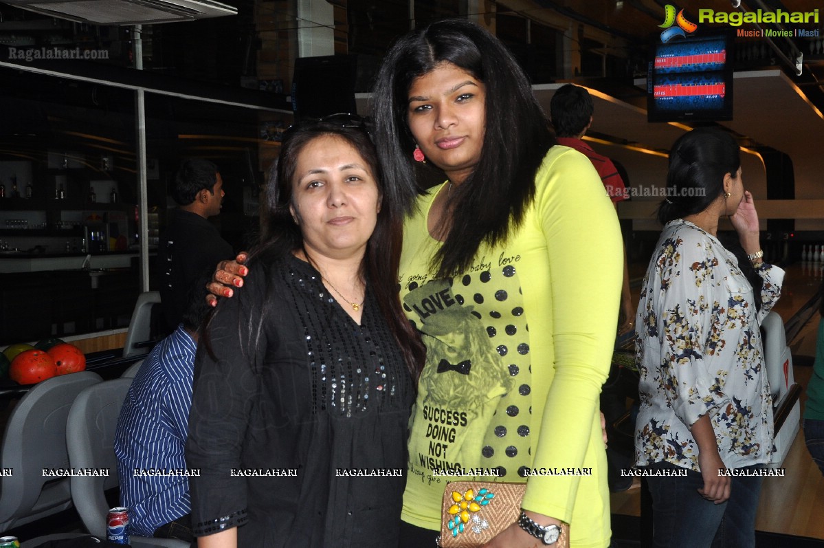 Young Ladies Club Members Meet at SVM Mall, Hyderabad