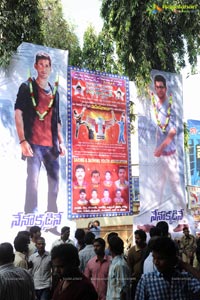 1 Nenokkadine Hungama at RTC Cross Roads