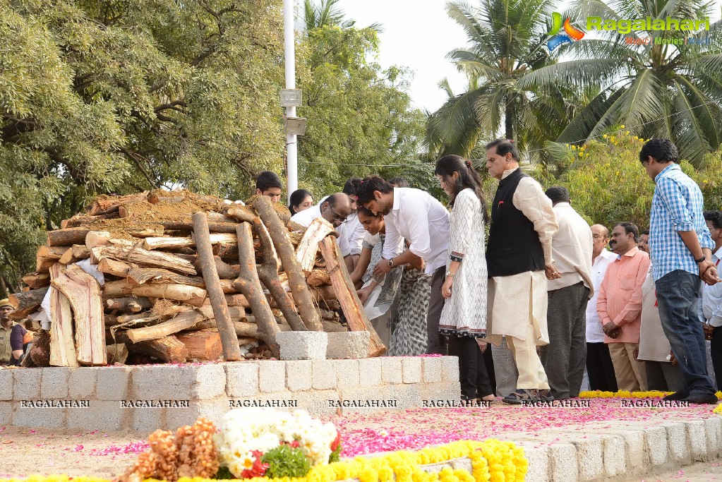 Last Rites of Akkineni Nageswara Rao