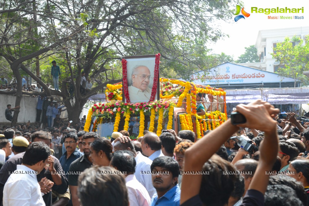 Celebrities pay homage to Dr. Akkineni Nageswara Rao	(Day 2)