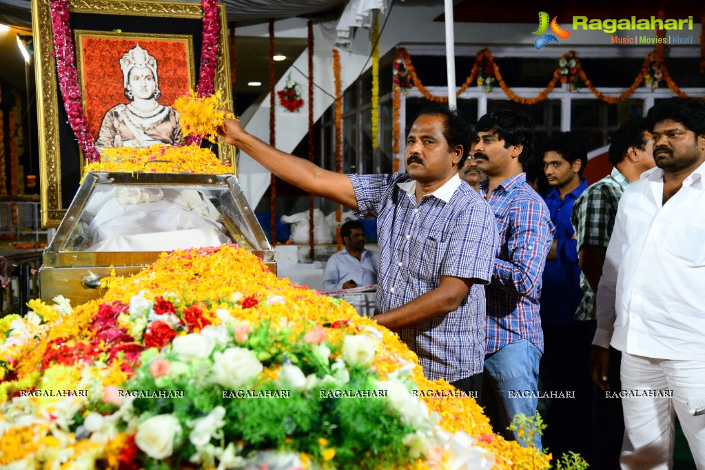 Celebrities pay homage to Dr. Akkineni Nageswara Rao	(Day 2)