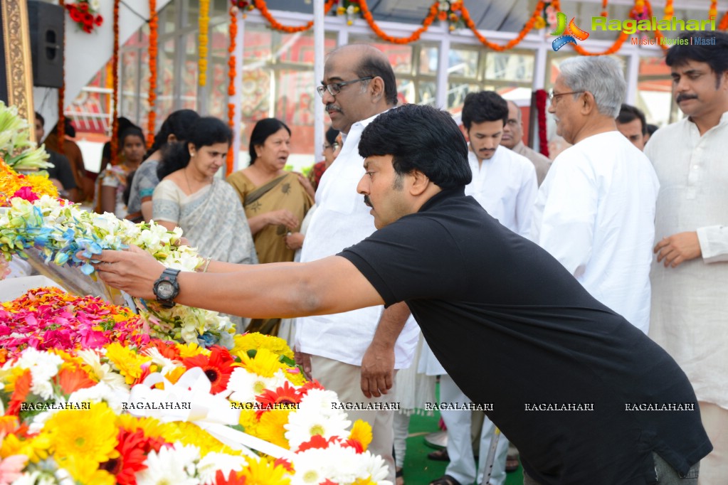 Celebrities pay homage to Dr. Akkineni Nageswara Rao	(Day 2)